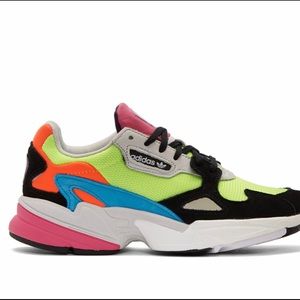 Adidas falcon color block